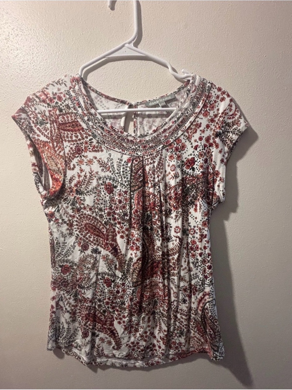 Daniel Rainn White Paisley Beaded Scoop-Neck Top